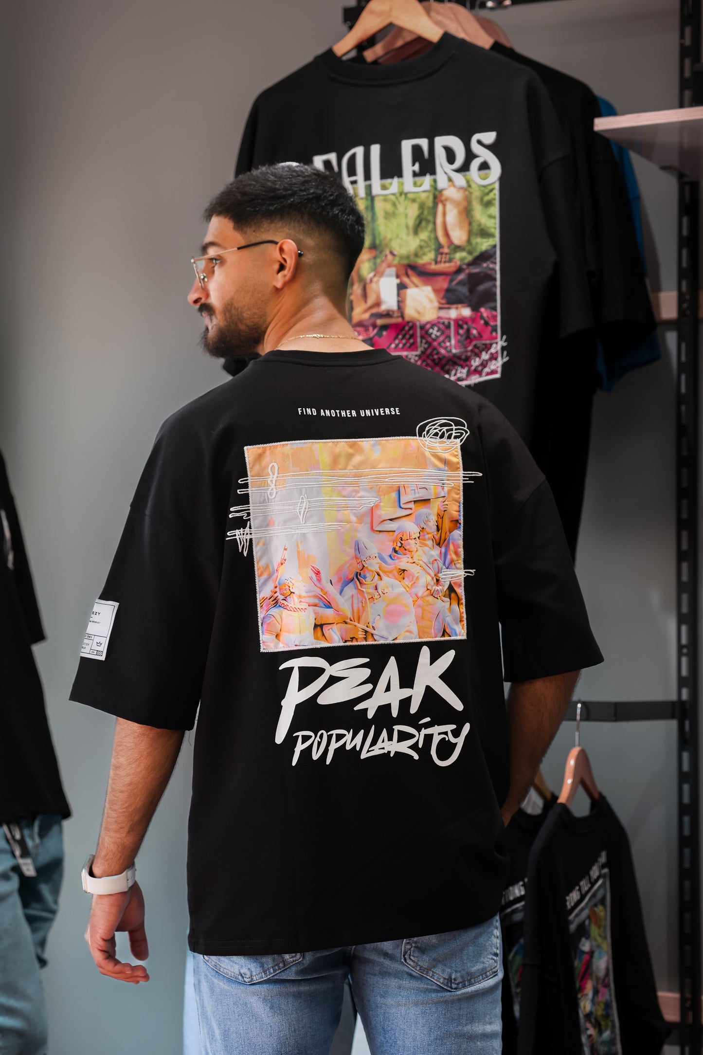 חולצה אוברסייז Peak שחור