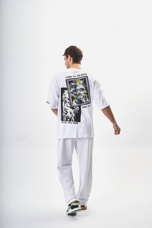 חולצה strong till לבנה